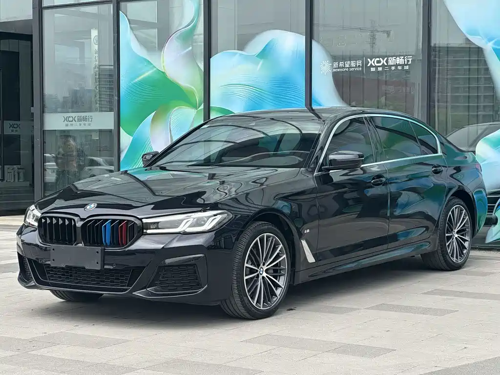 BMW 5 Series 2023
