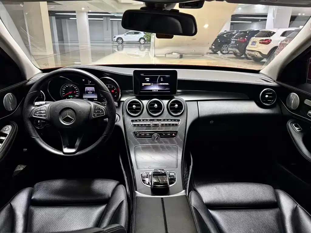Mercedes-Benz C-Class 2018 — фото 6