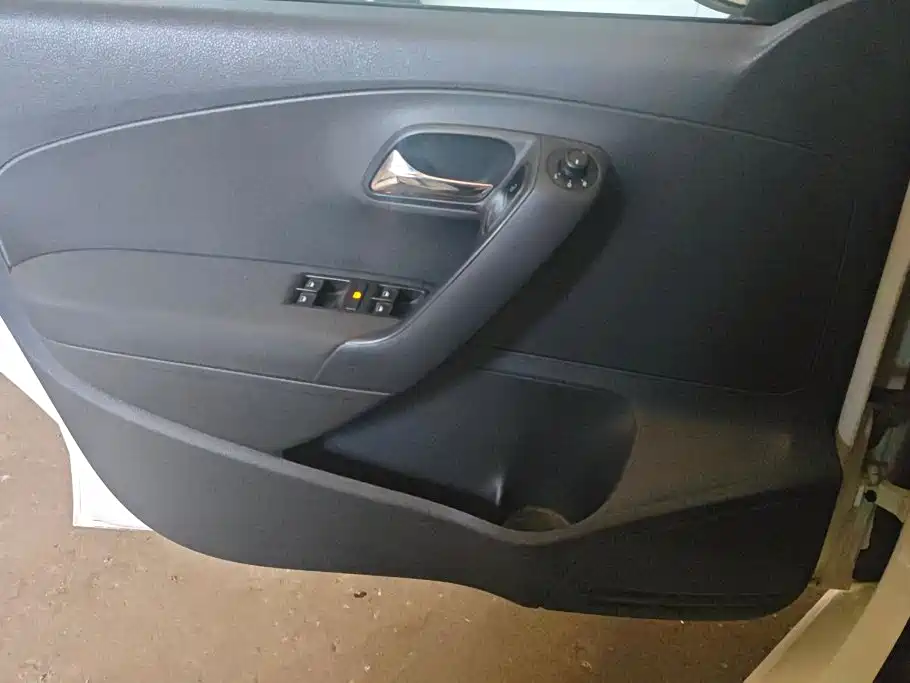 Volkswagen Polo 2016