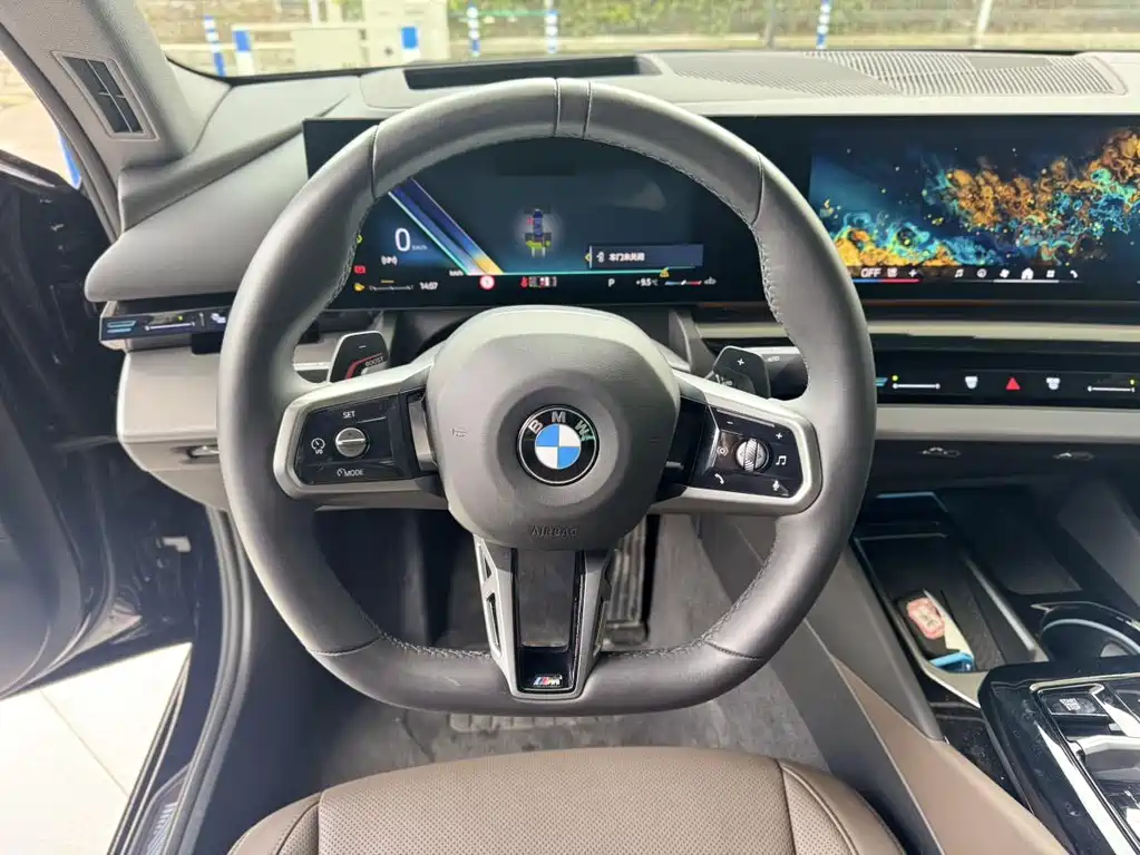 BMW 5 Series 2026 — фото 12