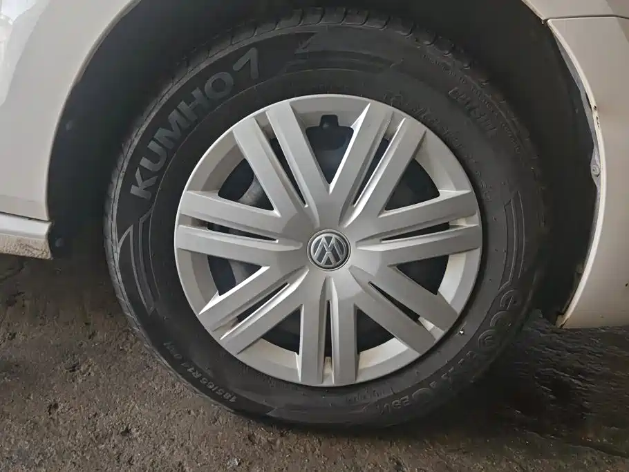 Volkswagen Polo 2016