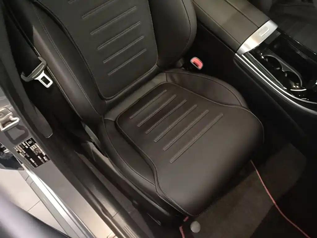 Mercedes-Benz C-Class 2023 — фото 25