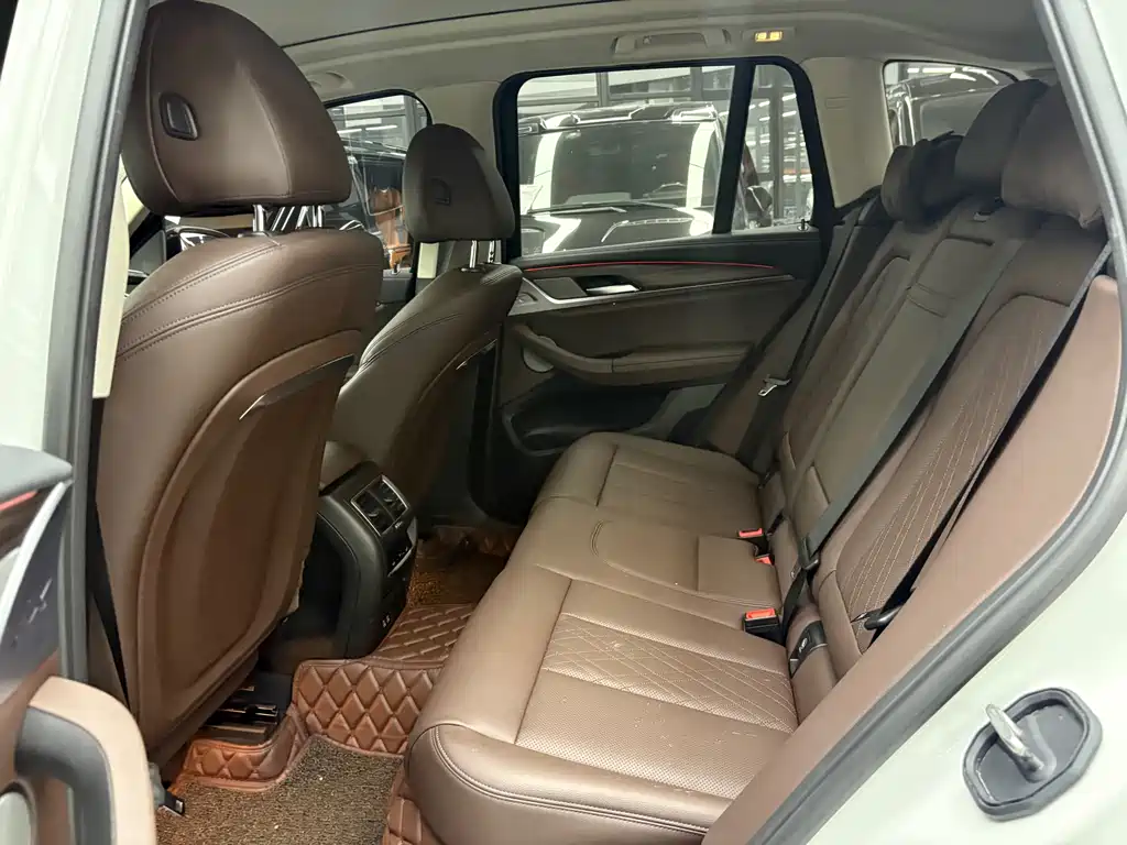 BMW X3 2021