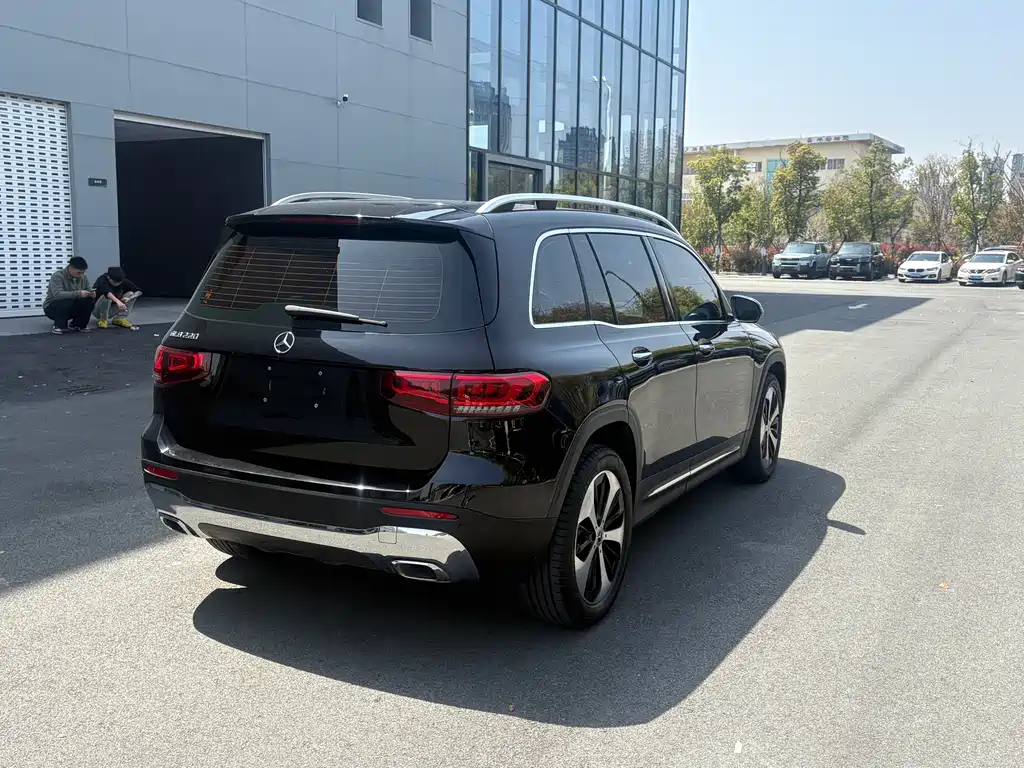 Mercedes-Benz GLB 2022 — фото 15
