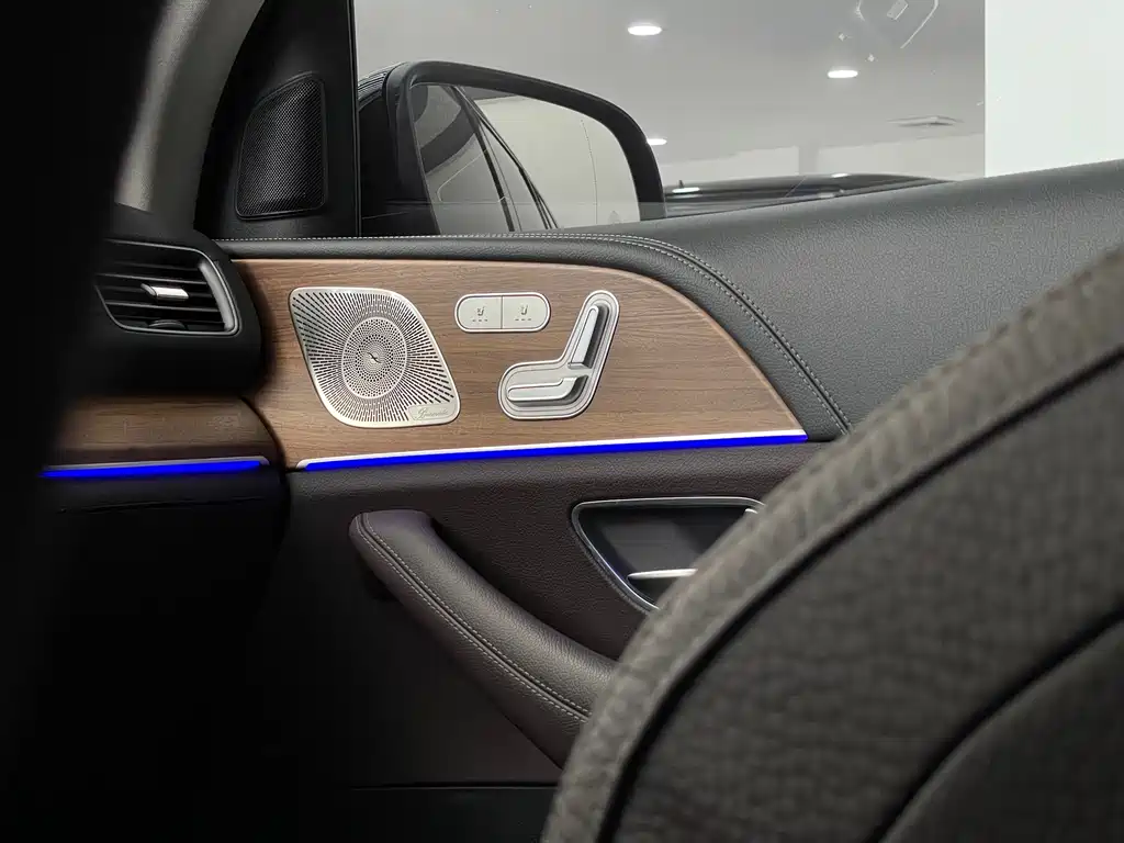 Mercedes-Benz GLS 2023 — фото 23