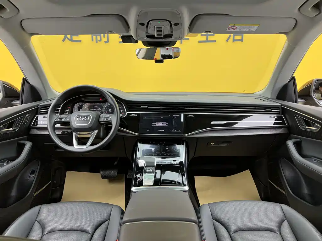 Audi Q8 2024 — фото 15