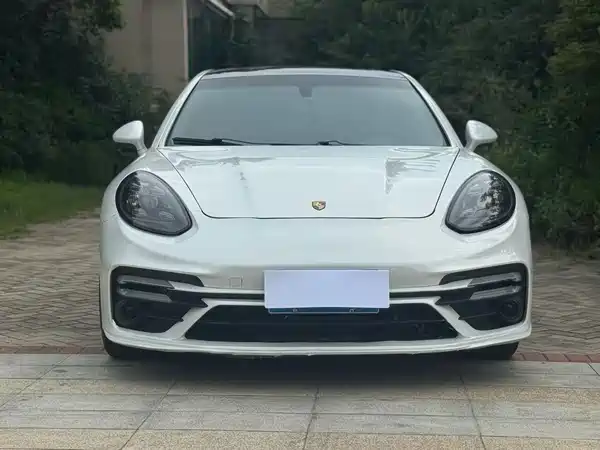 Porsche Panamera 2011