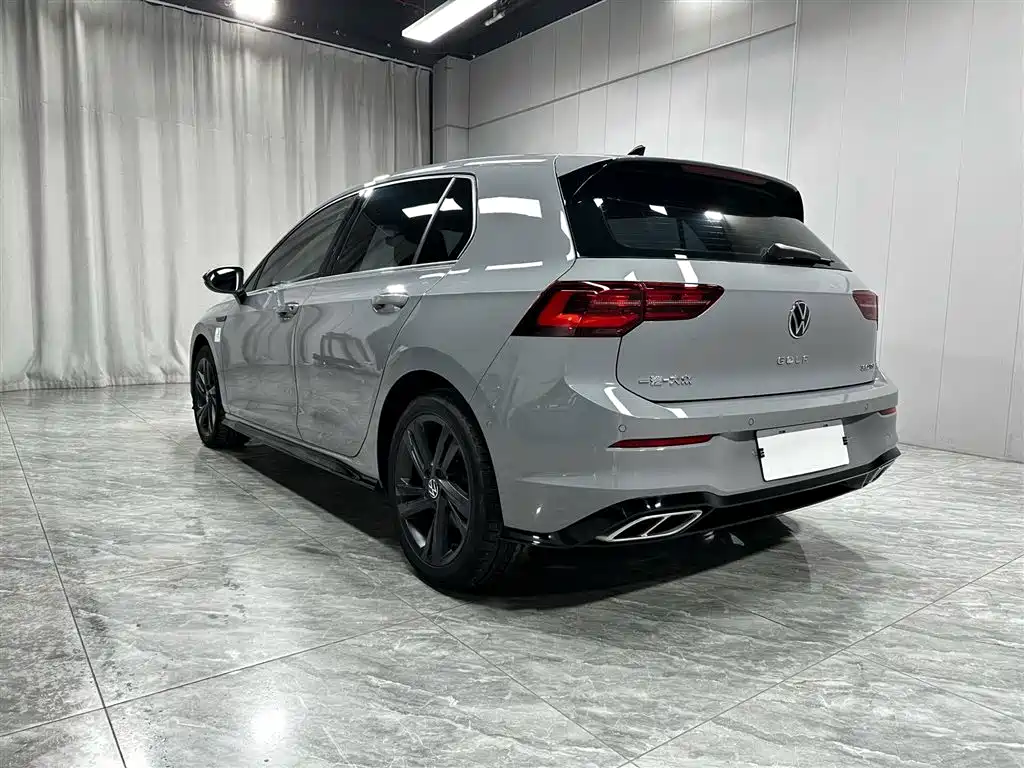 Volkswagen Golf 2022