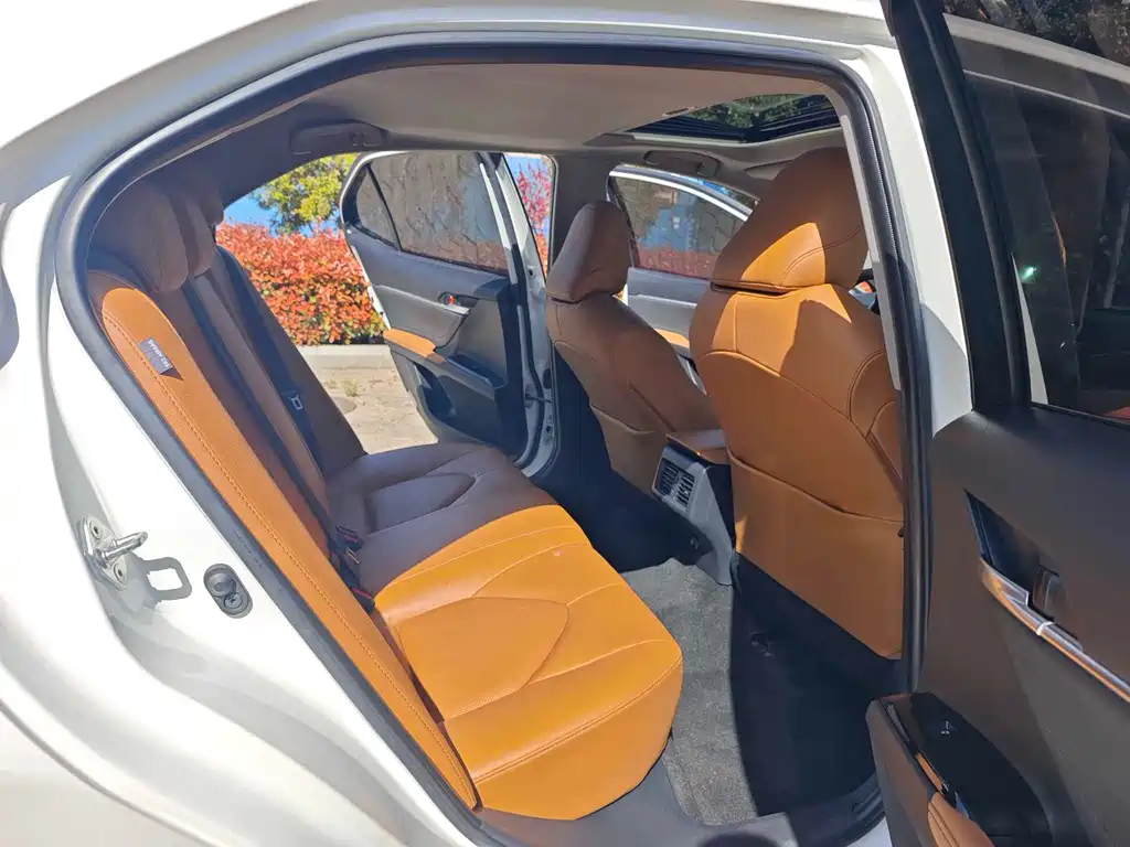 Toyota Camry 2021