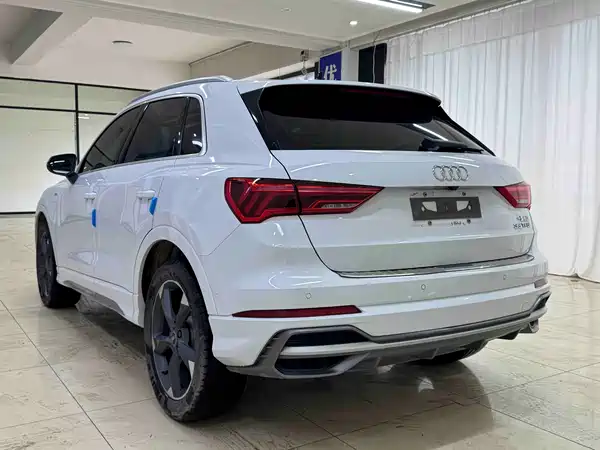 Audi Q3 2022
