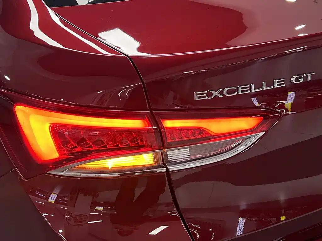 Buick Excelle 2020 — фото 10