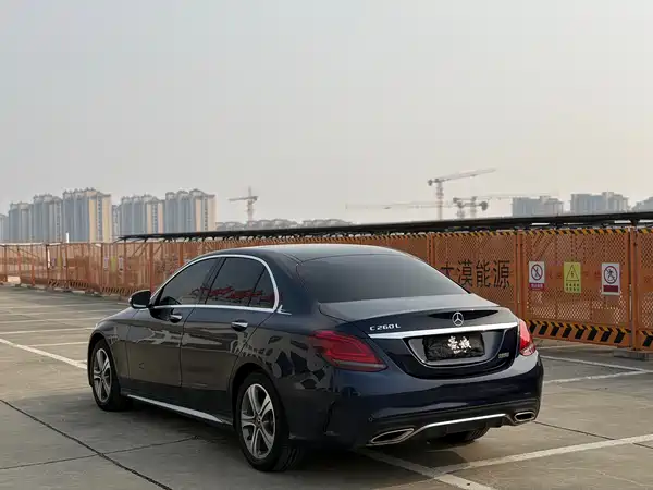 Mercedes-Benz C-Class 2020