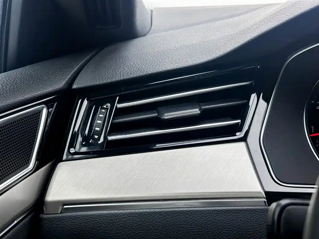 Volkswagen CC 2019 — фото 16