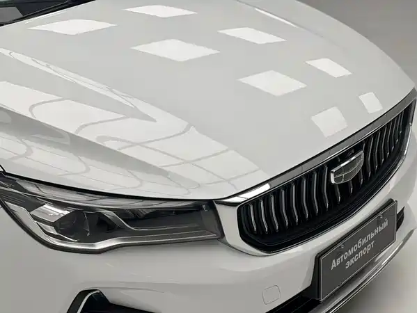 Geely Emgrand 2022