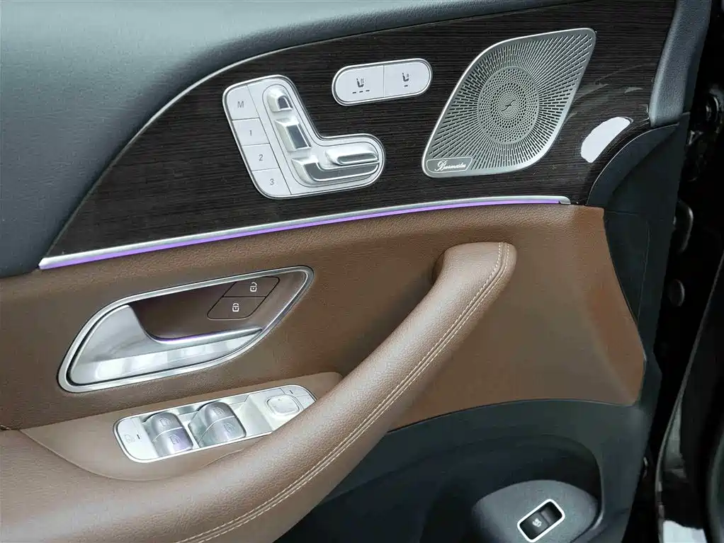 Mercedes-Benz GLE 2024 — фото 15