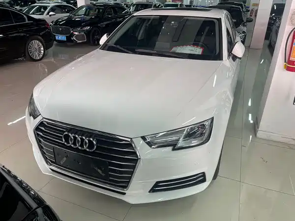 Audi A4L 2018