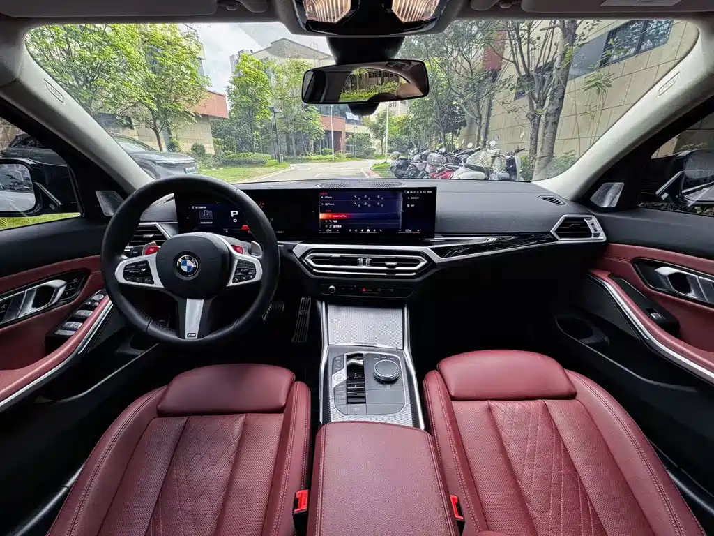 BMW 3 Series 2024 — фото 13