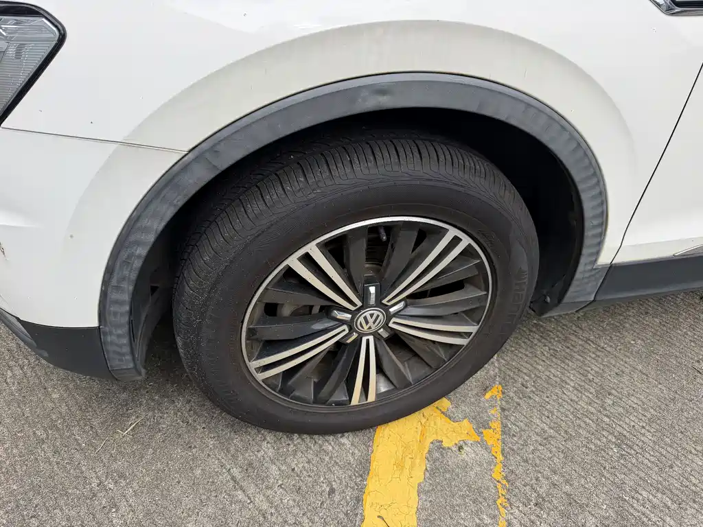 Volkswagen Tiguan L 2020