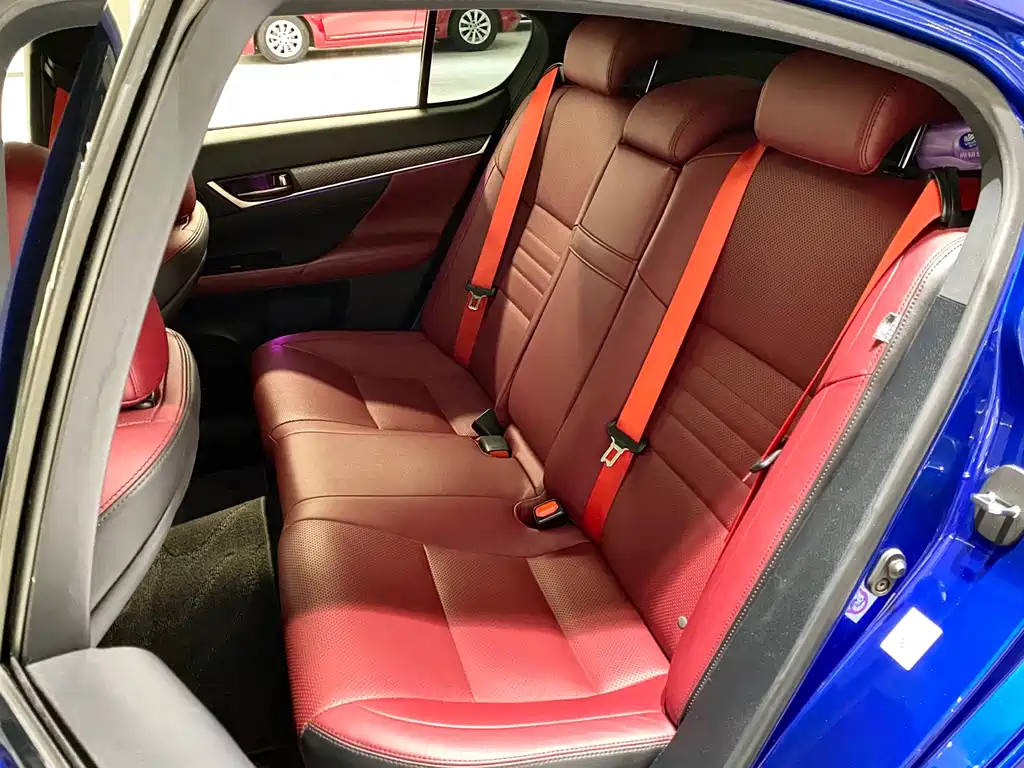 Lexus GS 2017 — фото 11