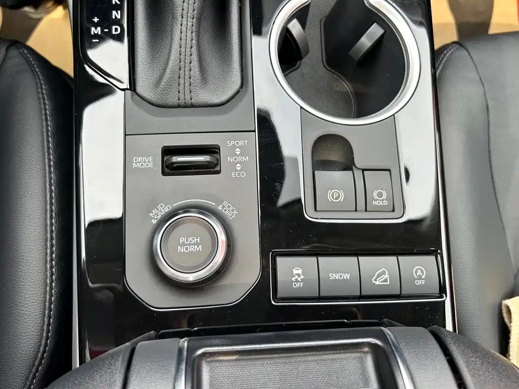 Toyota Highlander 2022 — фото 14