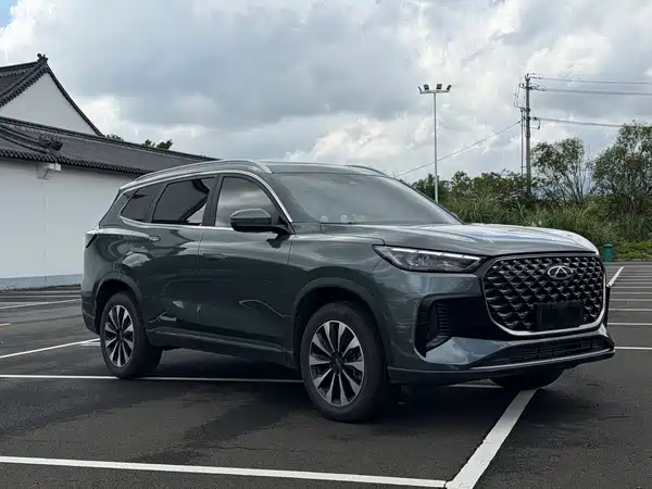 Chery Tiggo 8 PLUS 2025