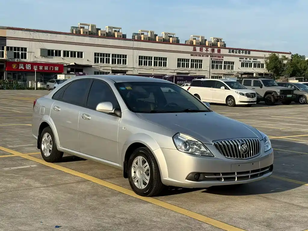 Buick Excelle 2013