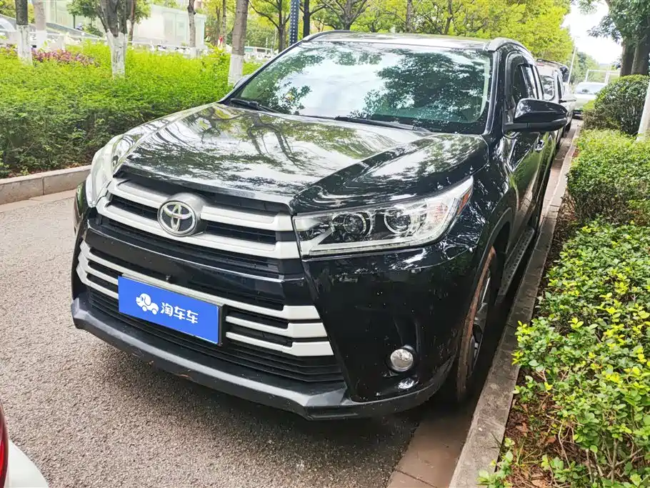 Toyota Highlander 2020