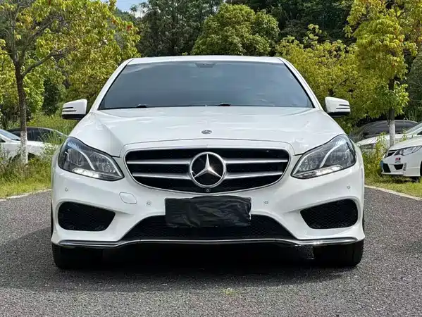 Mercedes-Benz E-Class 2015