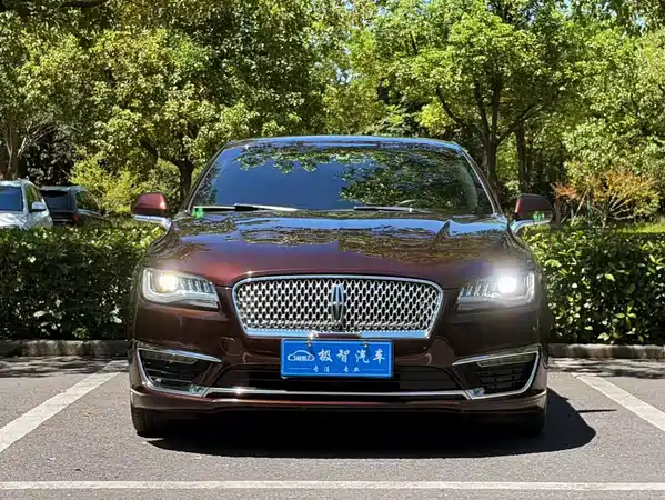 Lincoln MKZ 2019