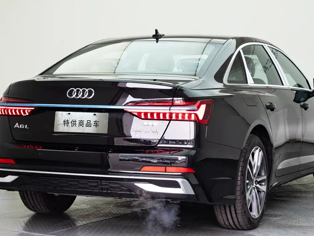 Audi A6L — фото 15