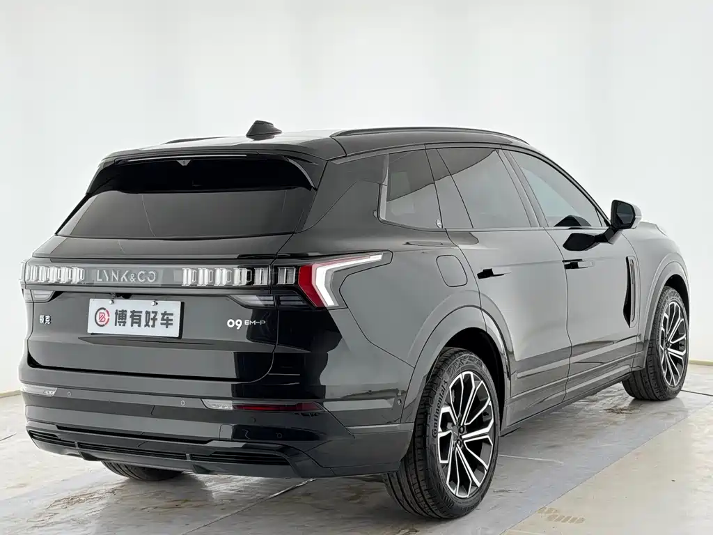 Lynk & Co 09 EM-P 2025 — фото 14