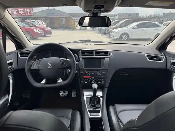 DS 5LS 2014