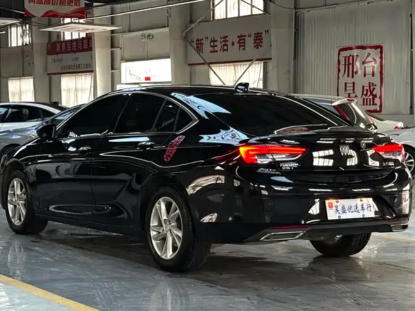 Buick Regal 2024