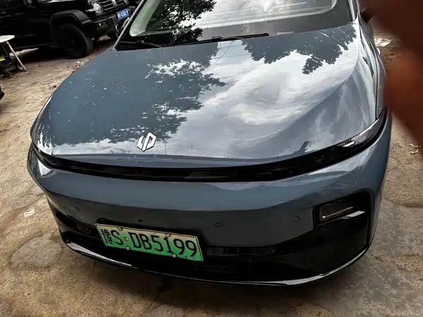 Leapmotor B01 2025