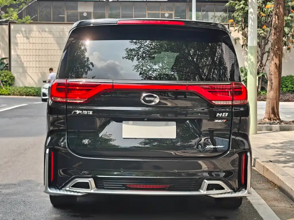 GAC Motor Trumpchi M8 2021 — фото 24