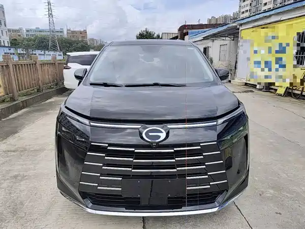 GAC Trumpchi E8 PHEV 2025