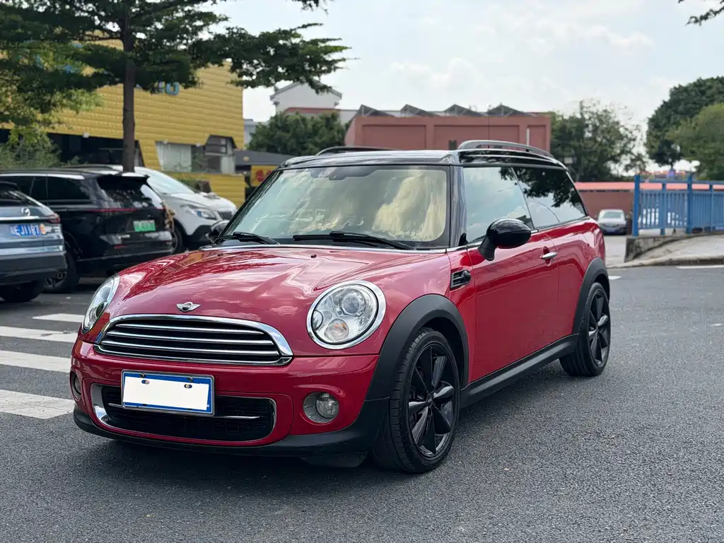 MINI Clubman 2013