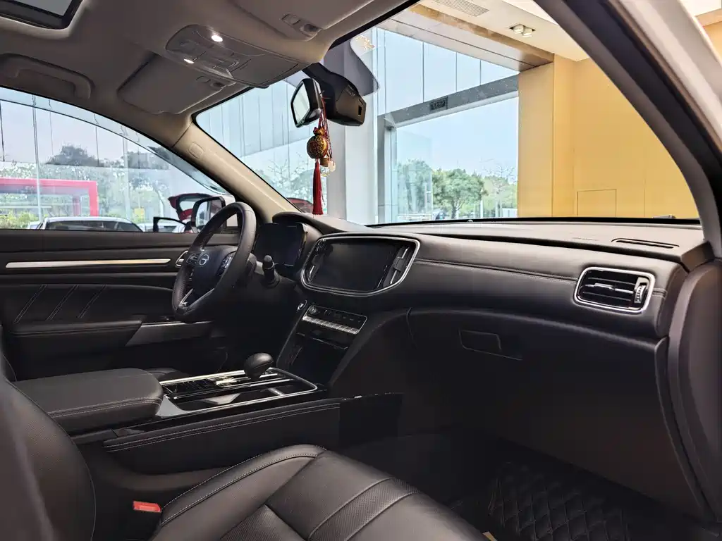 GAC Motor Trumpchi GS8 2020 — фото 32