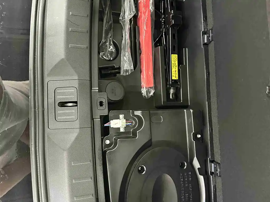 GAC Motor Trumpchi GS8 2022 — фото 31