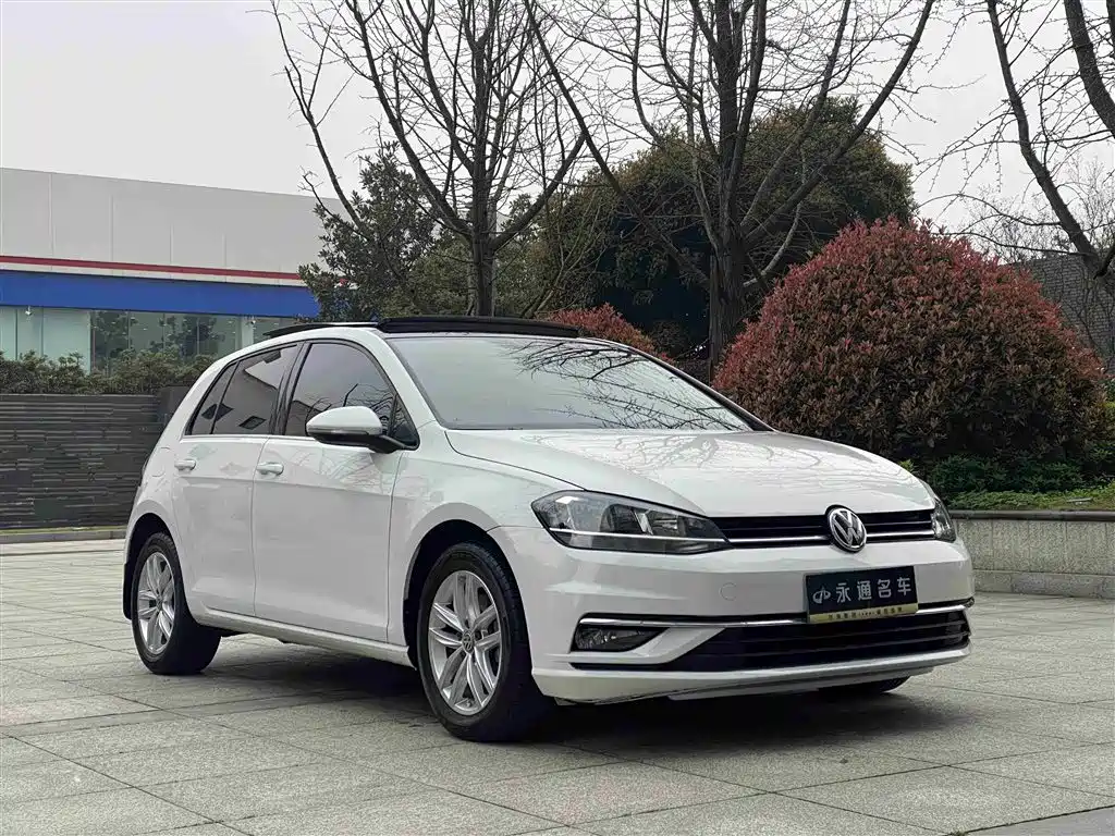 Volkswagen Golf 2018 — фото 2