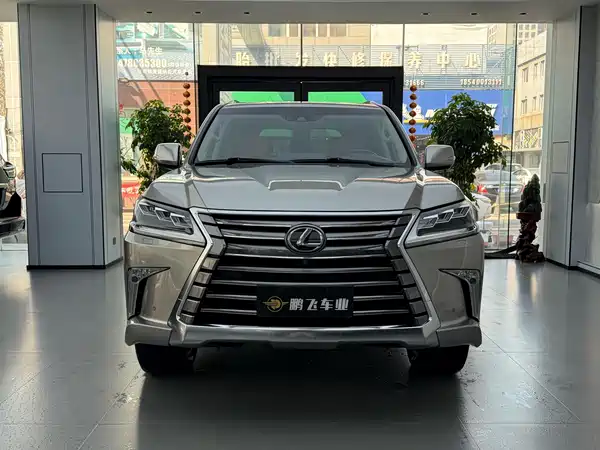 Lexus LX 2019