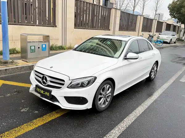 Mercedes-Benz C-Class 2017
