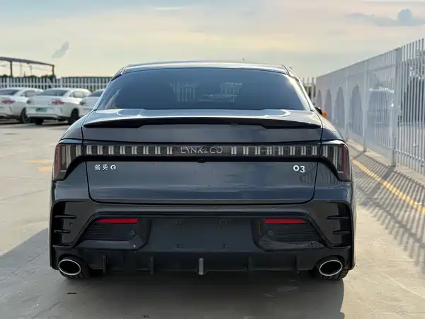 Lynk & Co 03 2023