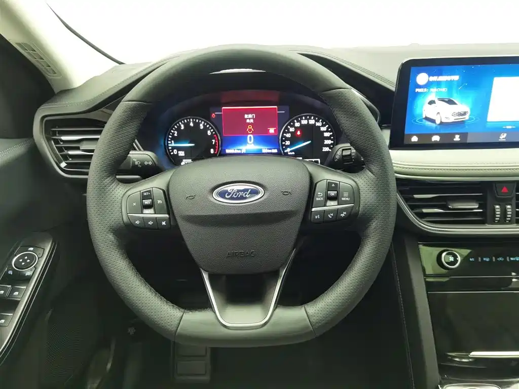 Ford Escape 2024 — фото 11