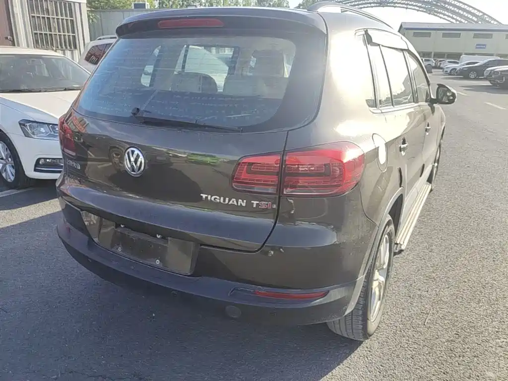 Volkswagen Tiguan 2015 — фото 7
