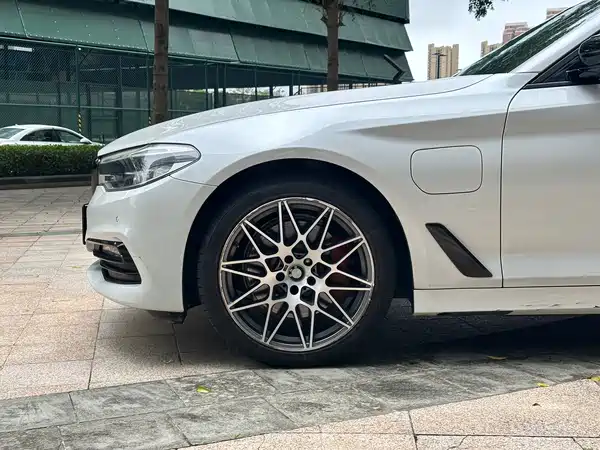 BMW 5 Series New Energy 2018