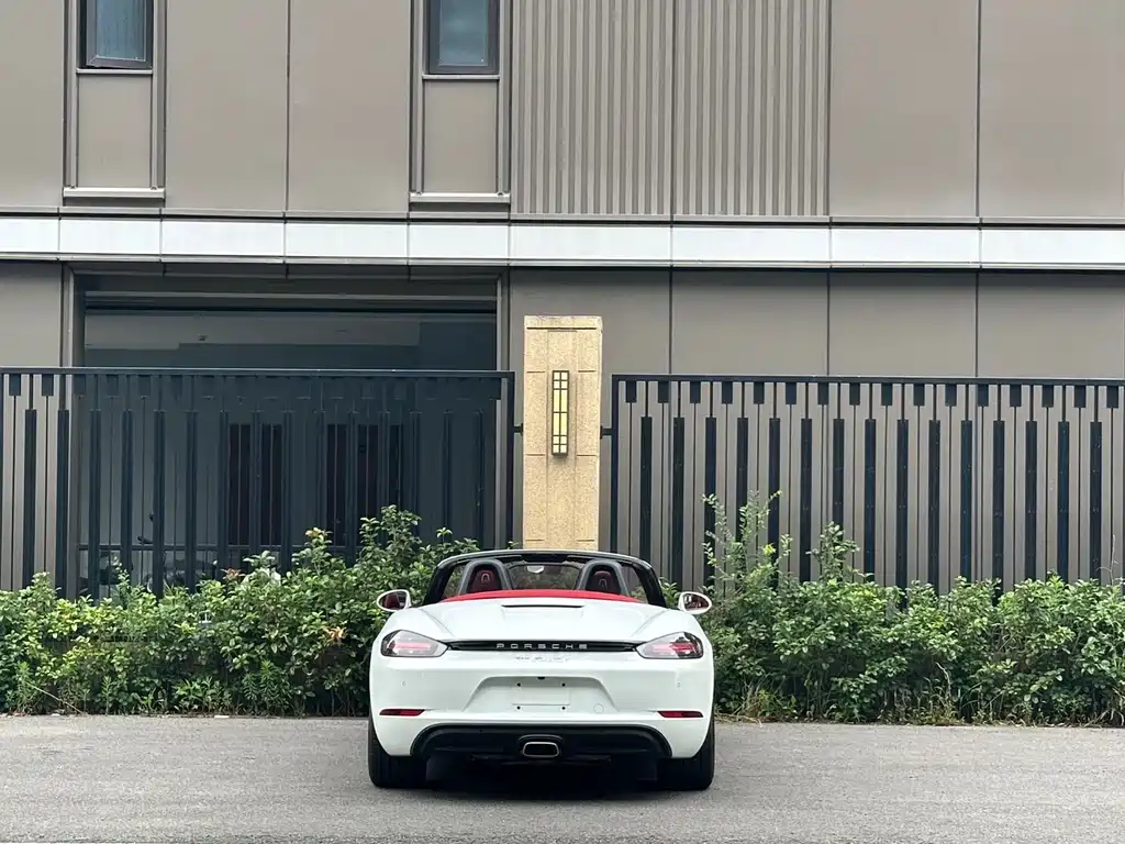 Porsche 718 2023 — фото 5