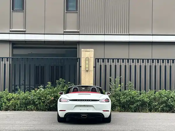 Porsche 718 2023