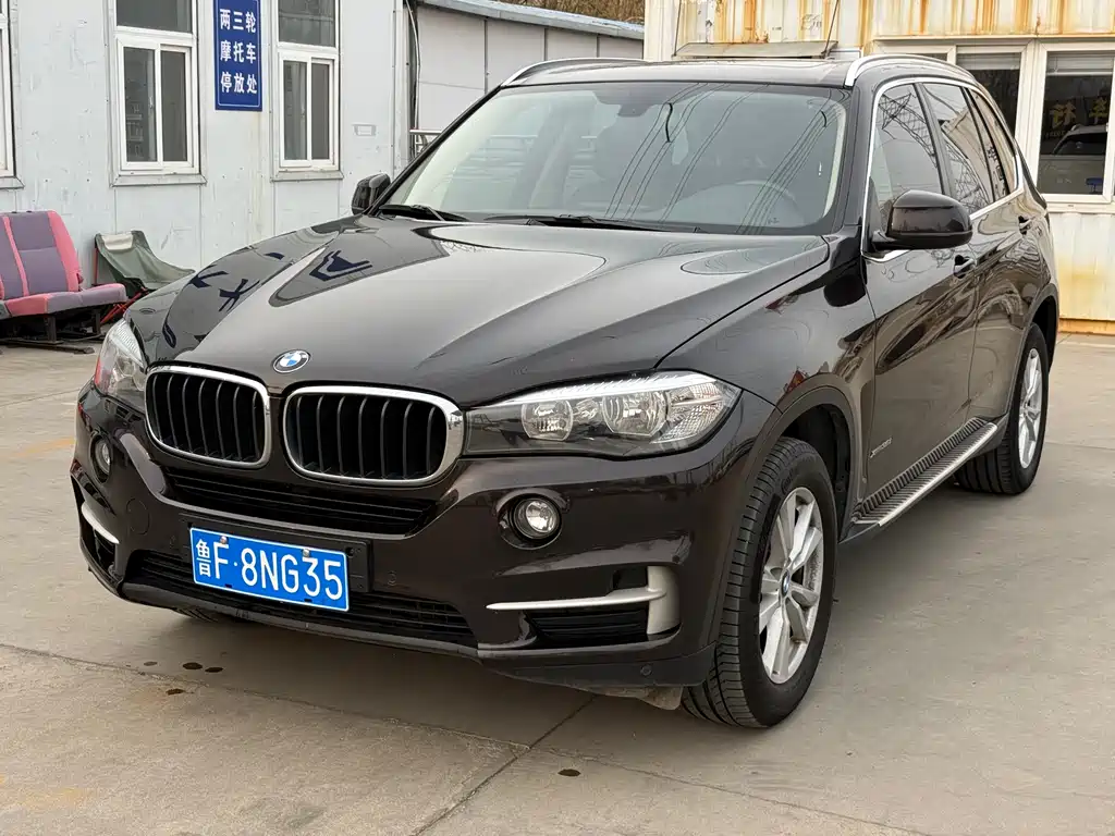 BMW X5 2018 — фото 1