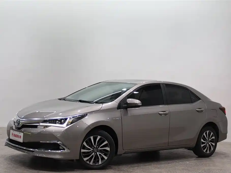 Toyota Corolla 2019 — фото 1